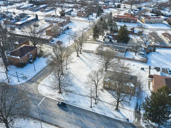 96 S Miller Rd, Fairlawn, OH 44333