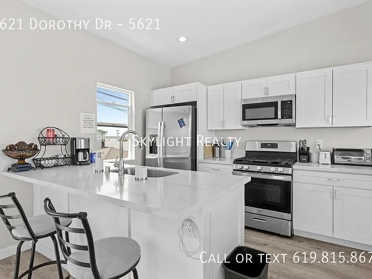 5621 Dorothy Dr #5621 — Photo 1