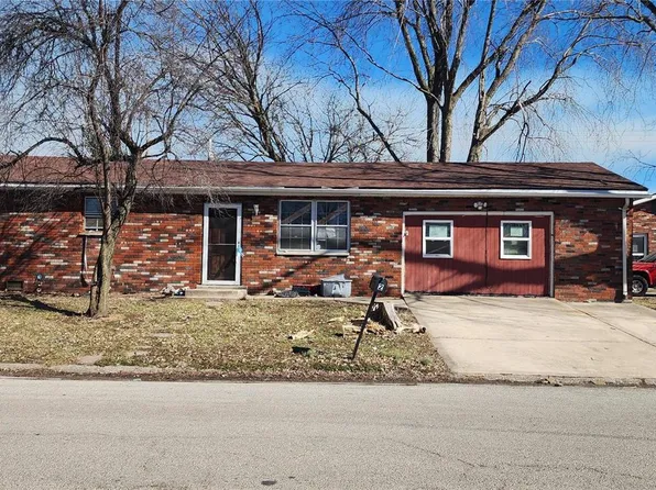 2 Eastgate Dr, Granite City, IL 62040