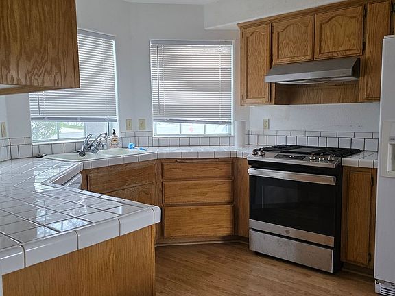 2nd image of 612 Stafford Way
