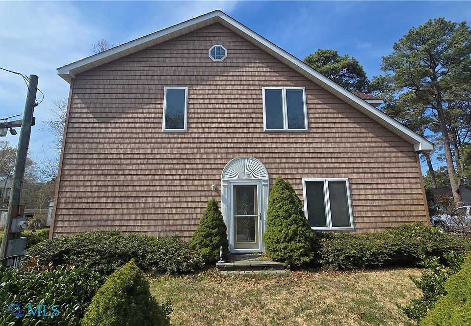 1st image of 109 Cherry Dr