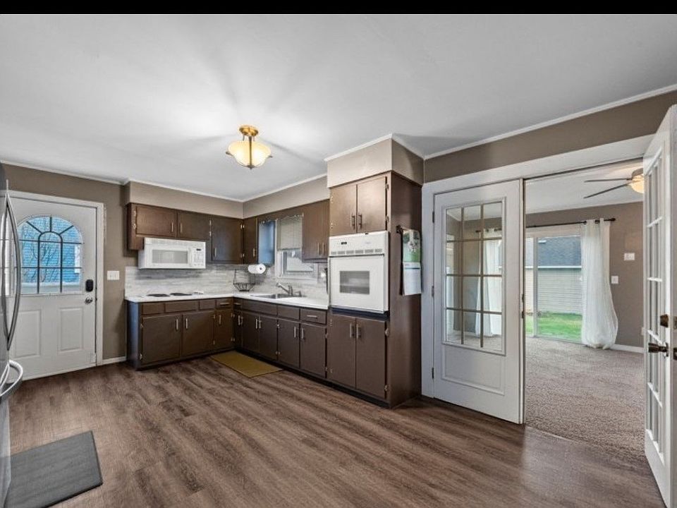 Spacious Kitchen