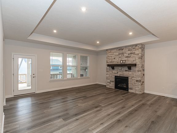 5th image of 2042 Kohut Ct