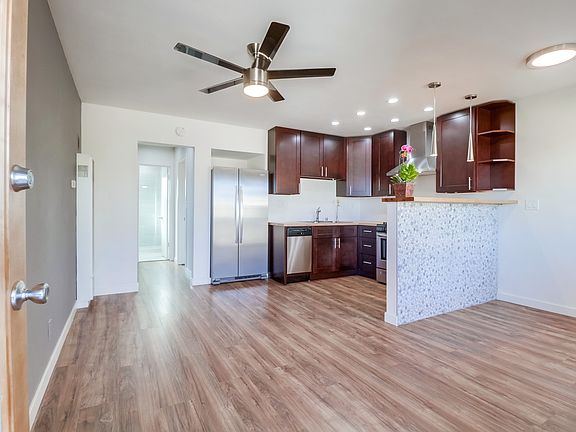 4th image of 1036 1/2 Law St