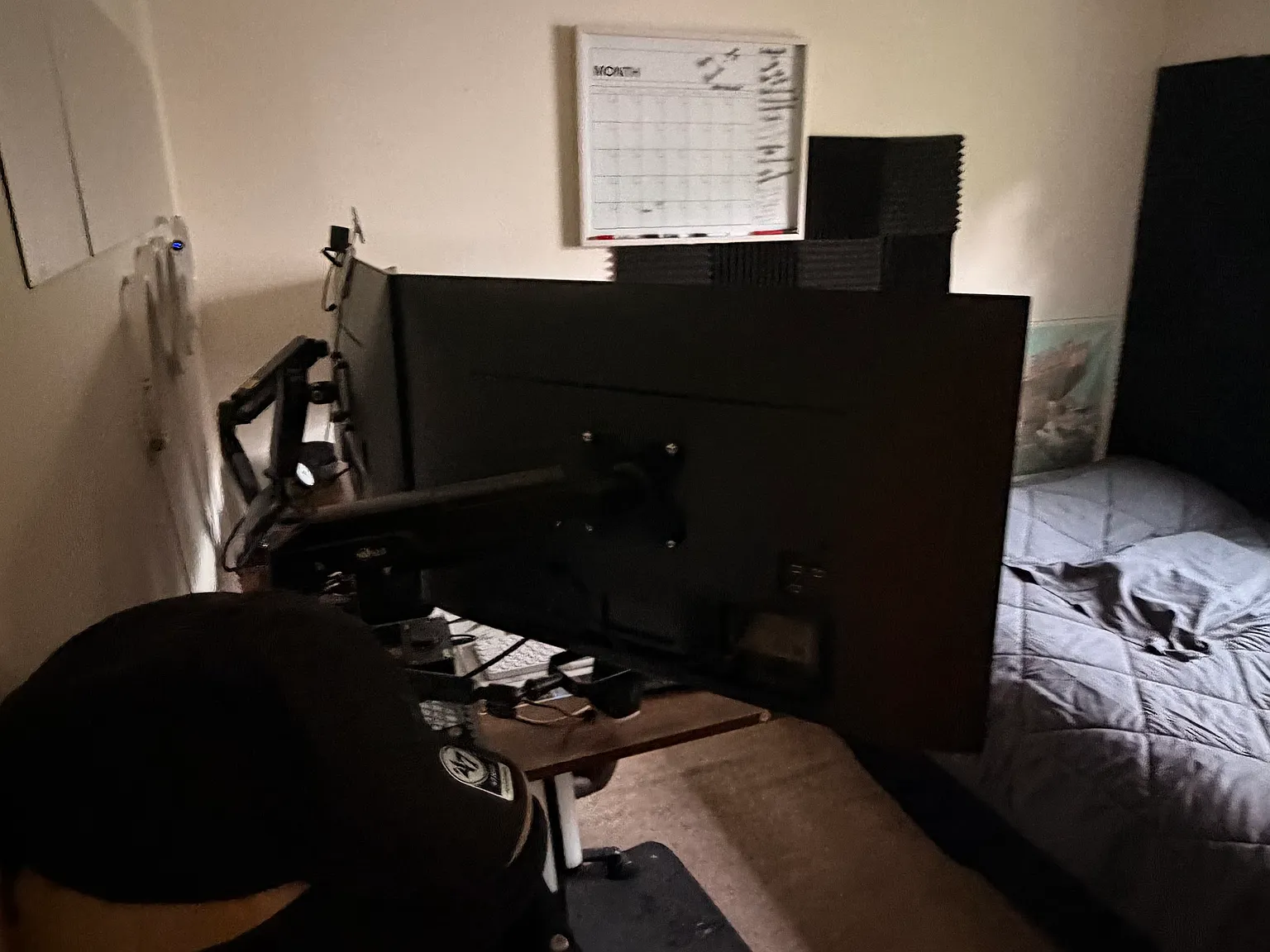 1 bed, 2472 sqft, $1,100 — Photo 2