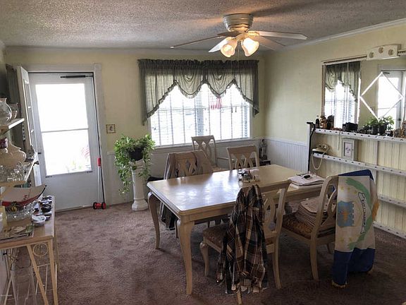 2nd image of 3234 La Paloma Ave