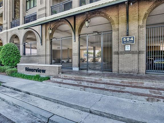 3rd image of 504 1st St Unit 106