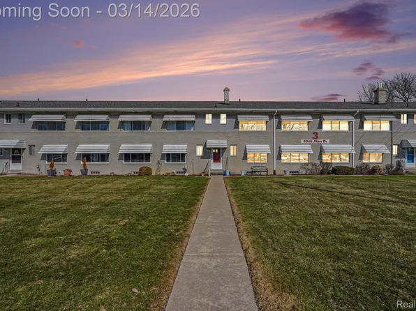5946 Alan Dr APT 40, Brighton, MI 48116