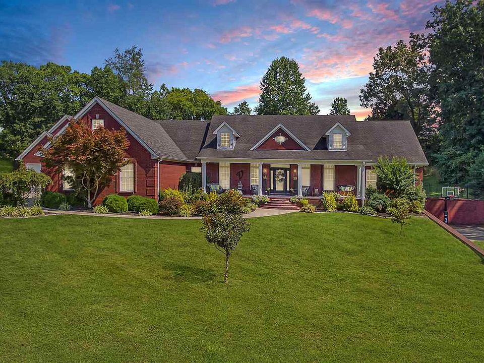 1st image of 289 Lake Forest Dr
