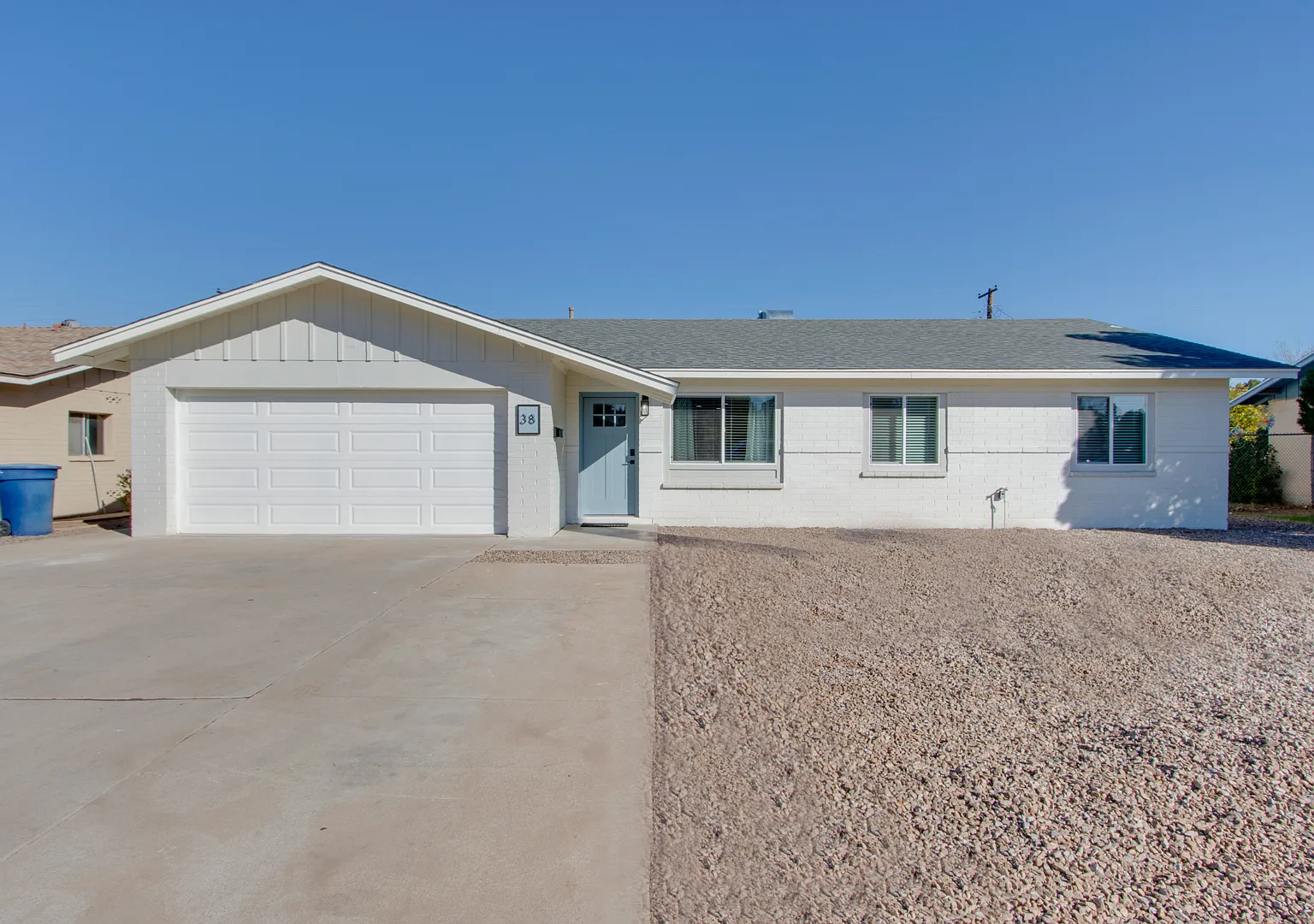 3 bed, 1600 sqft, $3,300 — Photo 1