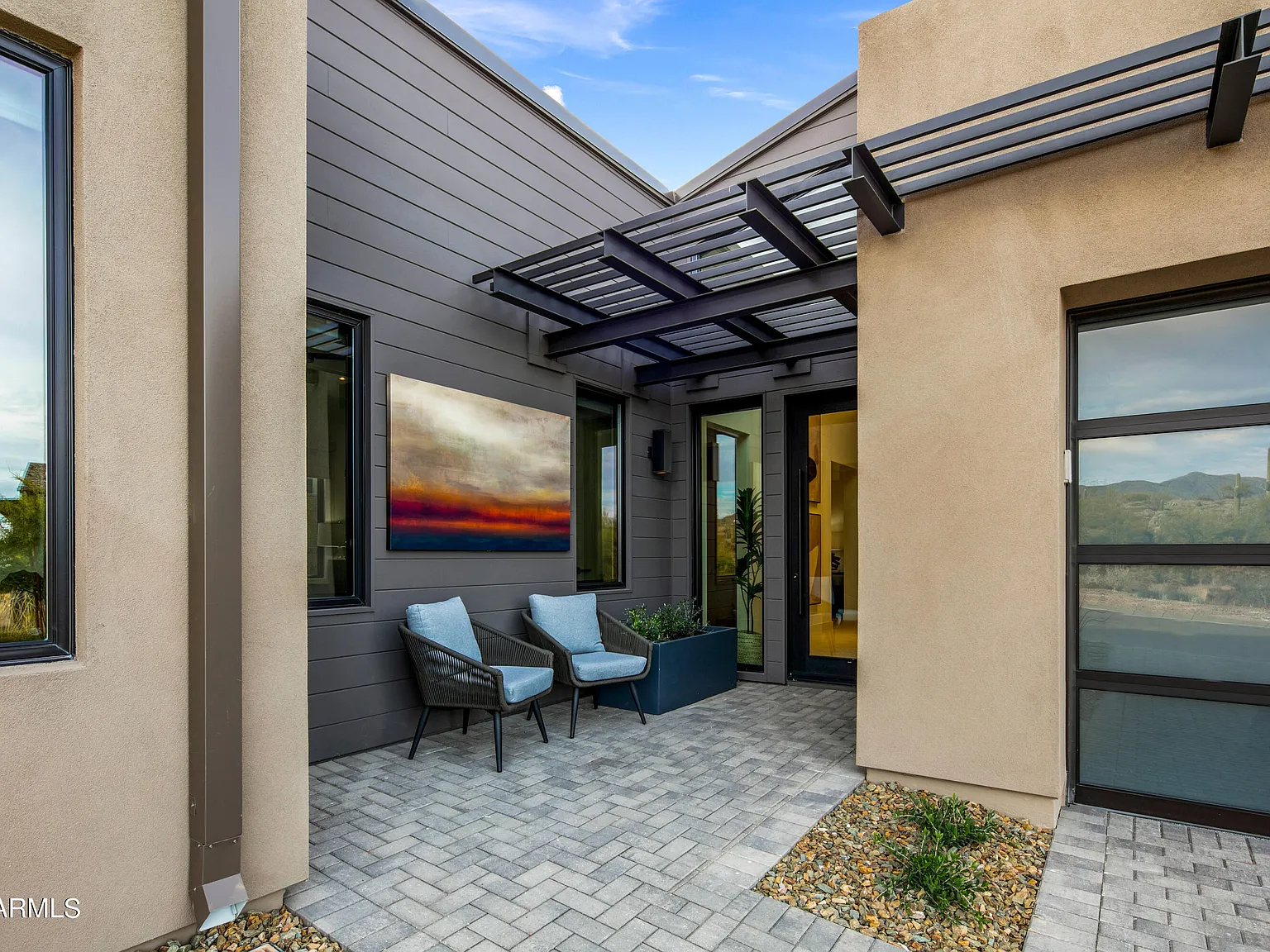 3 bed, 3.5 bath, 3350 sqft, $10,000 — Photo 3