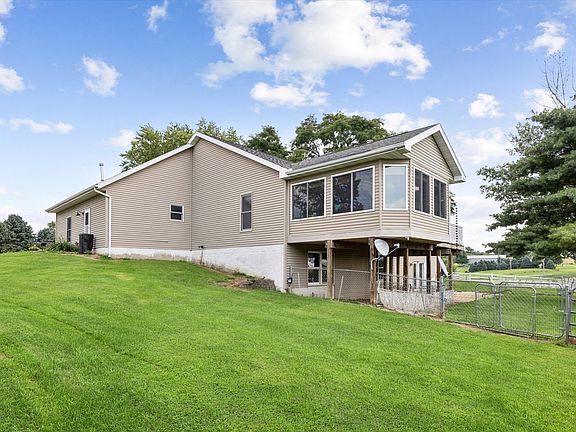 5th image of 12433 Prairie Center Rd