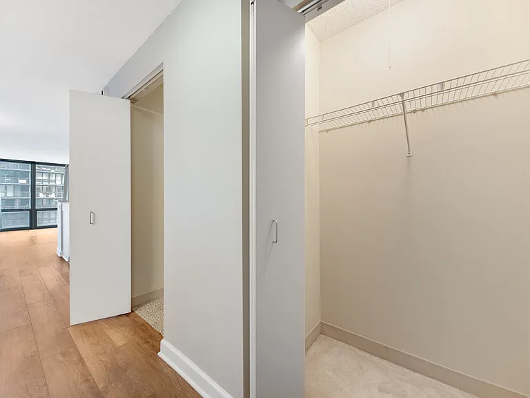 2 E Erie St #1804 — Photo 2