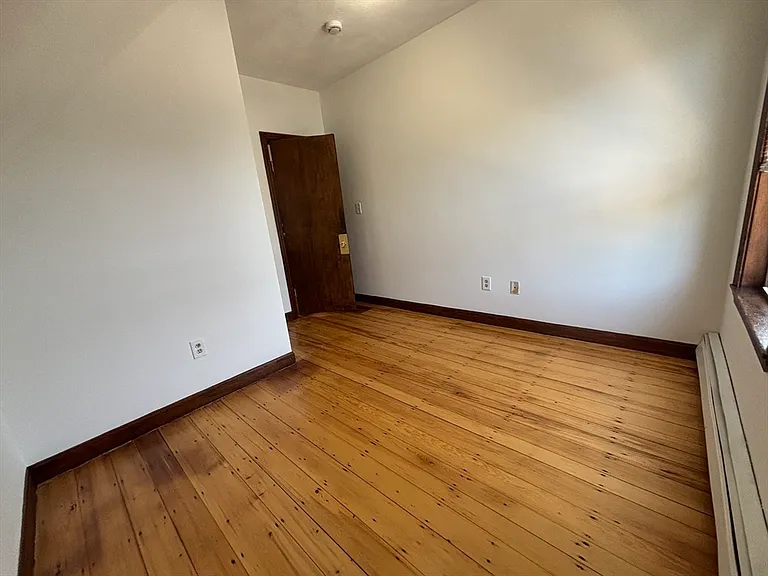 36 Edson St #3 — Photo 4