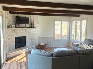 1016 E Highland Pl, Peoria Heights, IL 61616