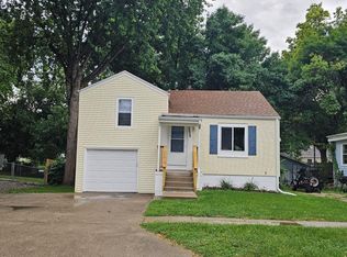 5815 Grant St, Omaha, NE 68104