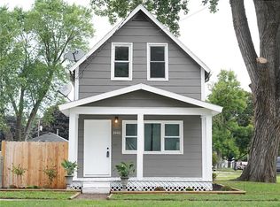 2440 Lyon St, Des Moines, IA 50317