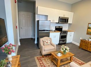 70 Victoria Ave S #4, Hamilton, ON