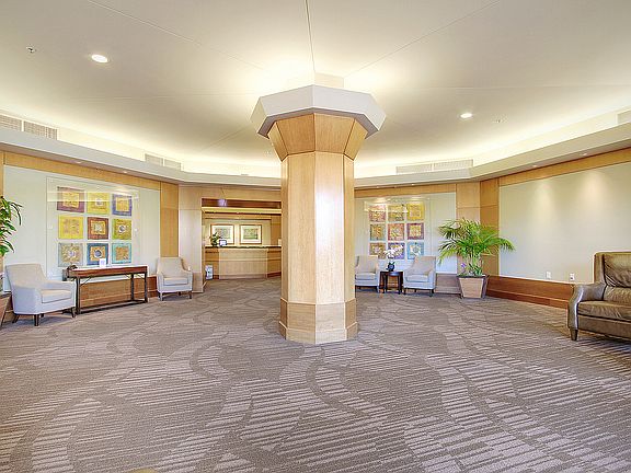 5th image of 177 107th Ave NE APT 1006