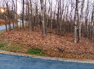 23 N Rock Tree Ln, Roseland, VA 22967