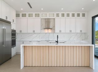 27 Ocean Dr, Key Largo, FL 33037