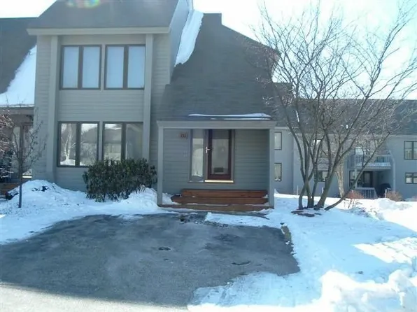 5 Tsienneto Rd Unit 93, Derry, NH 03038