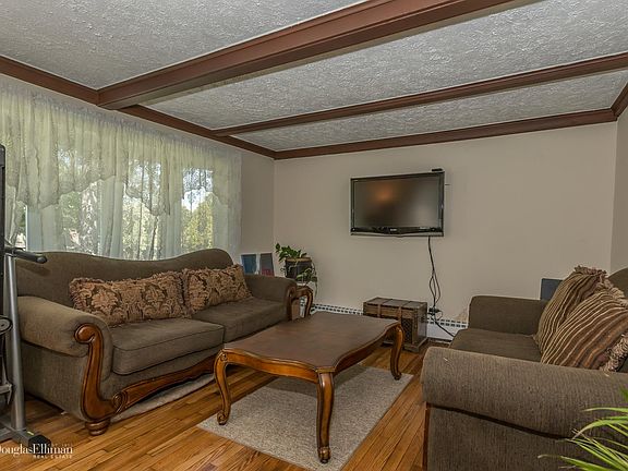 4th image of 2 Dawson Pl