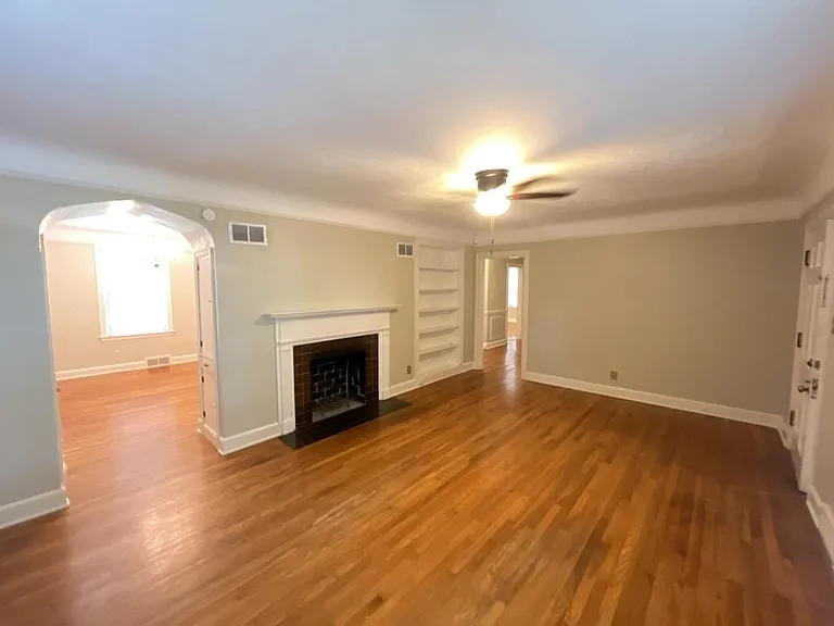 244 Patterson St — Photo 3