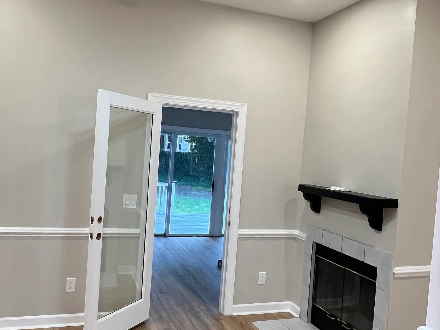 3 bed, 1937 sqft, $3,900 — Photo 4