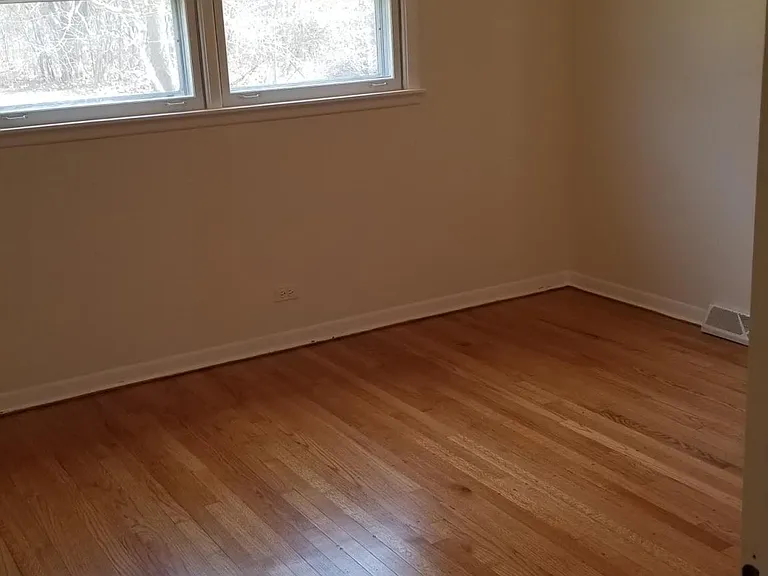 29W730 North Ave — Photo 31