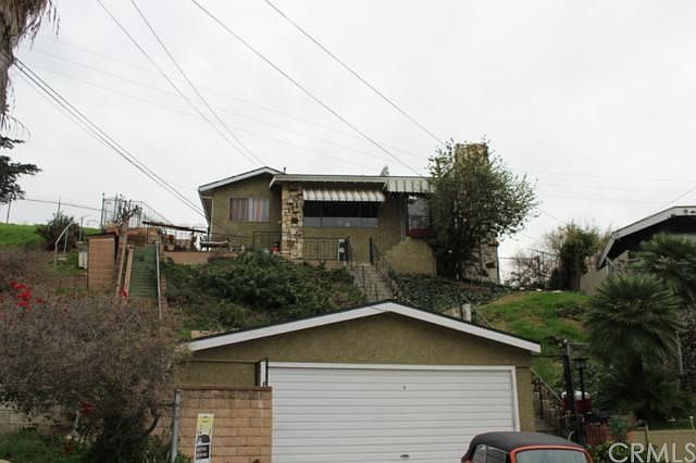 1st image of 2352 N Indiana Ave