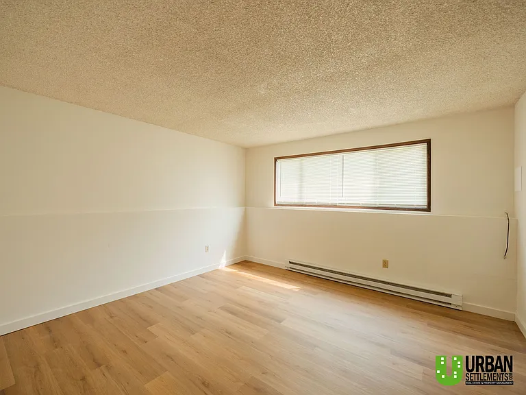 13211 E Skyview Ave #C — Photo 3