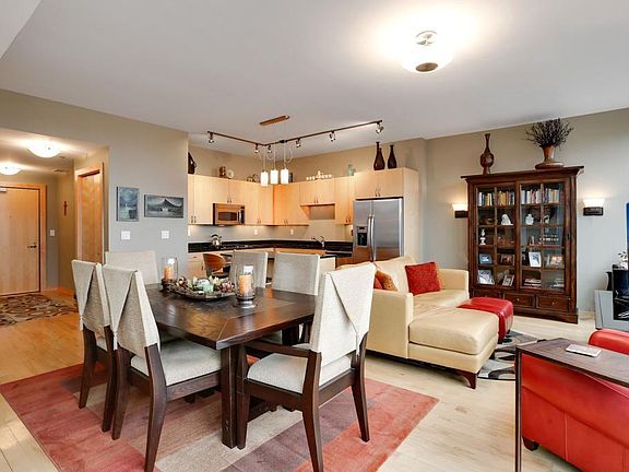 2nd image of 215 10th Ave S Unit 626