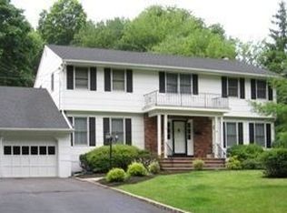 135 Hamilton Ave, Berkeley Heights, NJ 07922