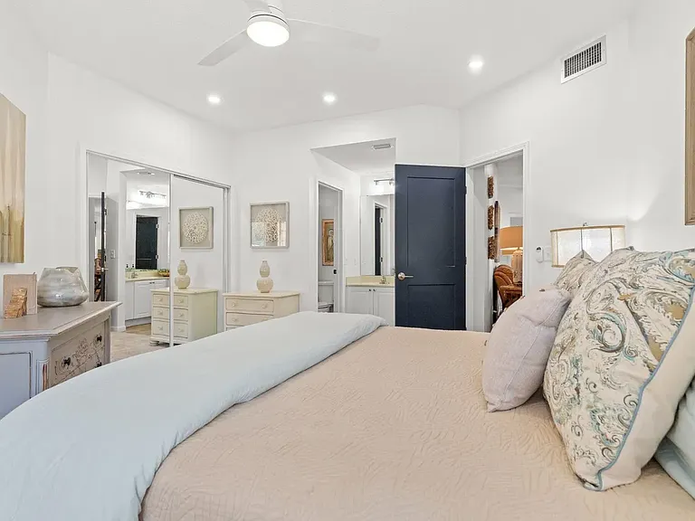 5238 Tivoli Dr — Photo 4