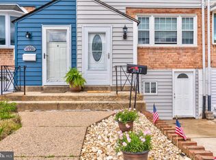 3647 N Hereford Ln, Philadelphia, PA 19114