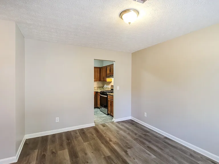 5649 La Fleur Trl — Photo 7