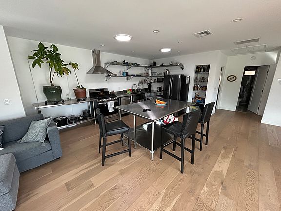 2nd image of 1175 Hornblend St
