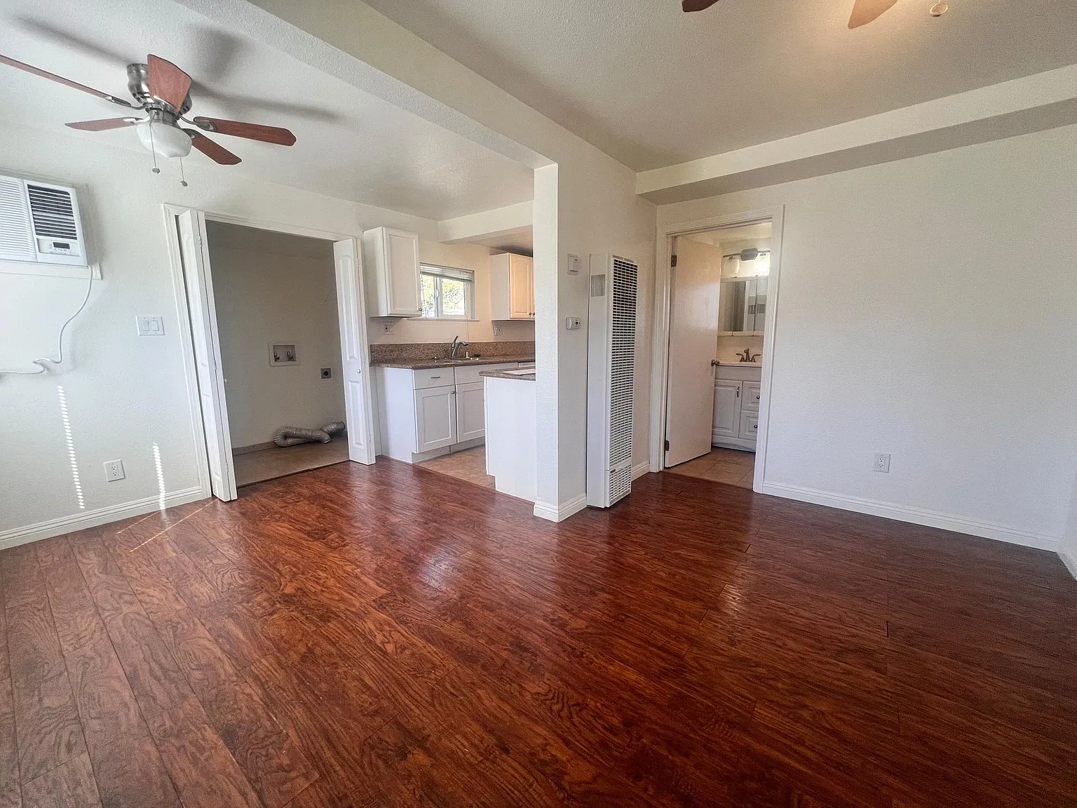 1 bed, 700 sqft, $1,495 — Photo 4