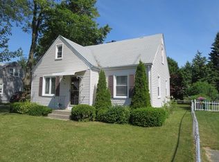 118 Edgewood Ave, Chicopee, MA 01013