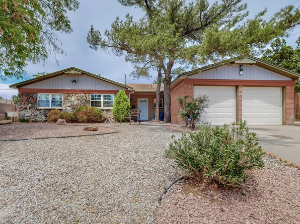 11709 Palm Springs Ave NE, Albuquerque, NM 87111
