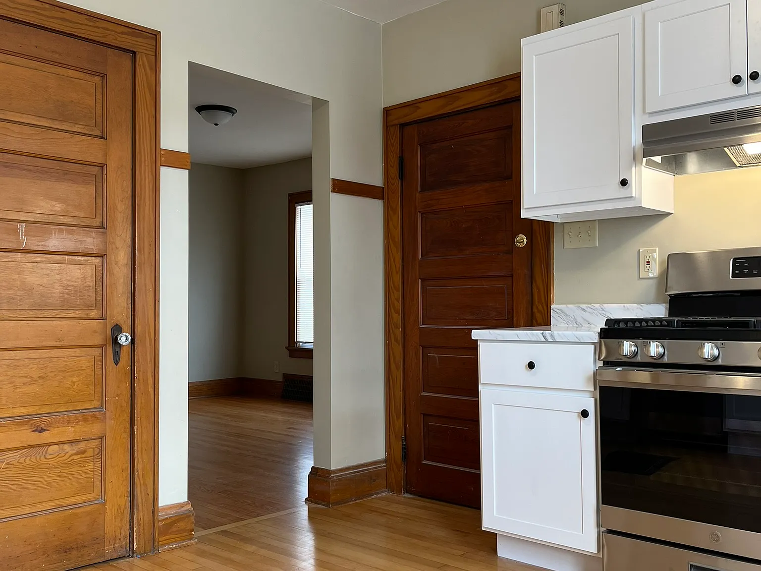 2 bed, 850 sqft, $1,395 — Photo 4