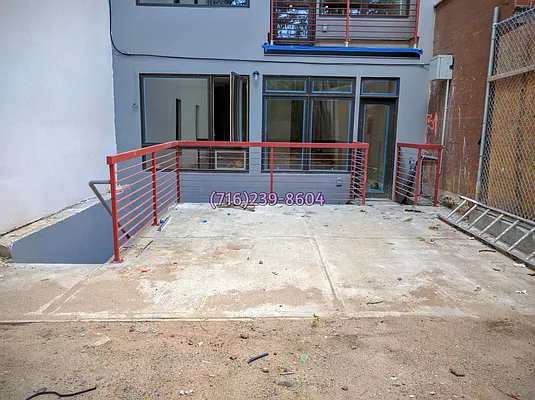 Rented by Manhattan Management LLC | media 96