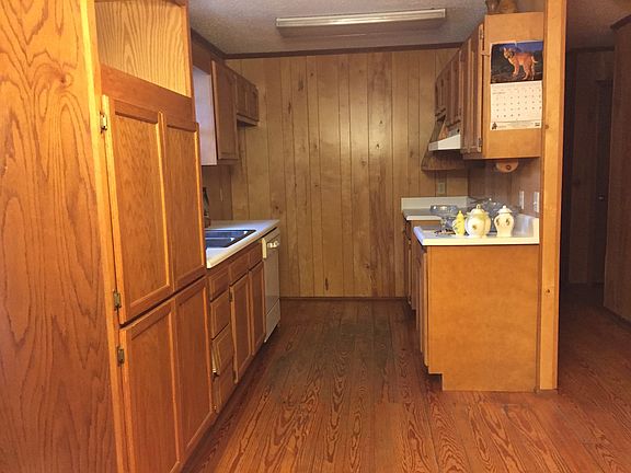 3rd image of 1311 Cherrywood Ave