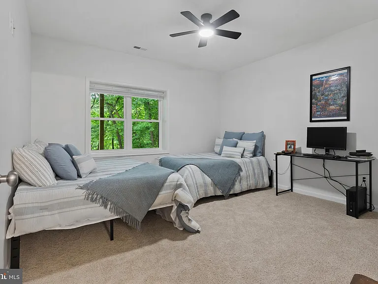 181 Haulover Dr — Photo 23