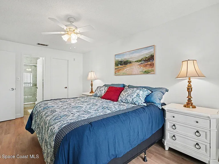 306 Beach Park Ln #V116 — Photo 12