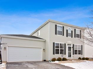 733 Periwinkle Ln, Aurora, IL 60504