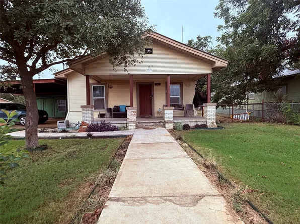 1201 W 5th St, Baird, TX 79504