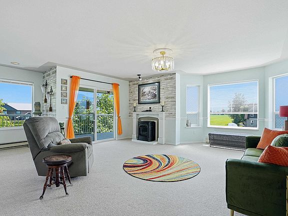 3rd image of 46966 Yale Rd #304