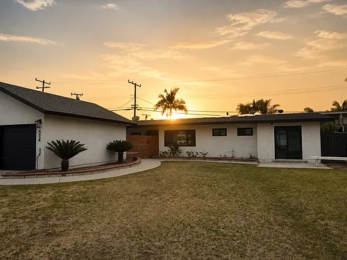 524 E Navilla Pl Photo 1